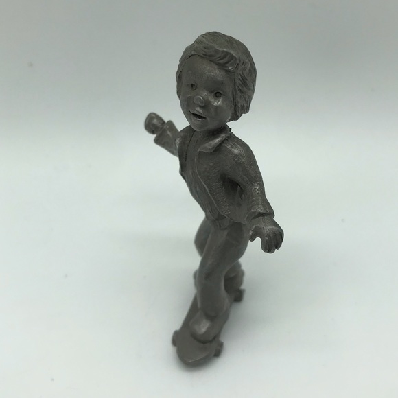 Vintage Boy On Skateboard American Pewter Figure 1977 Statue Small Decor Piece - Picture 7 of 9